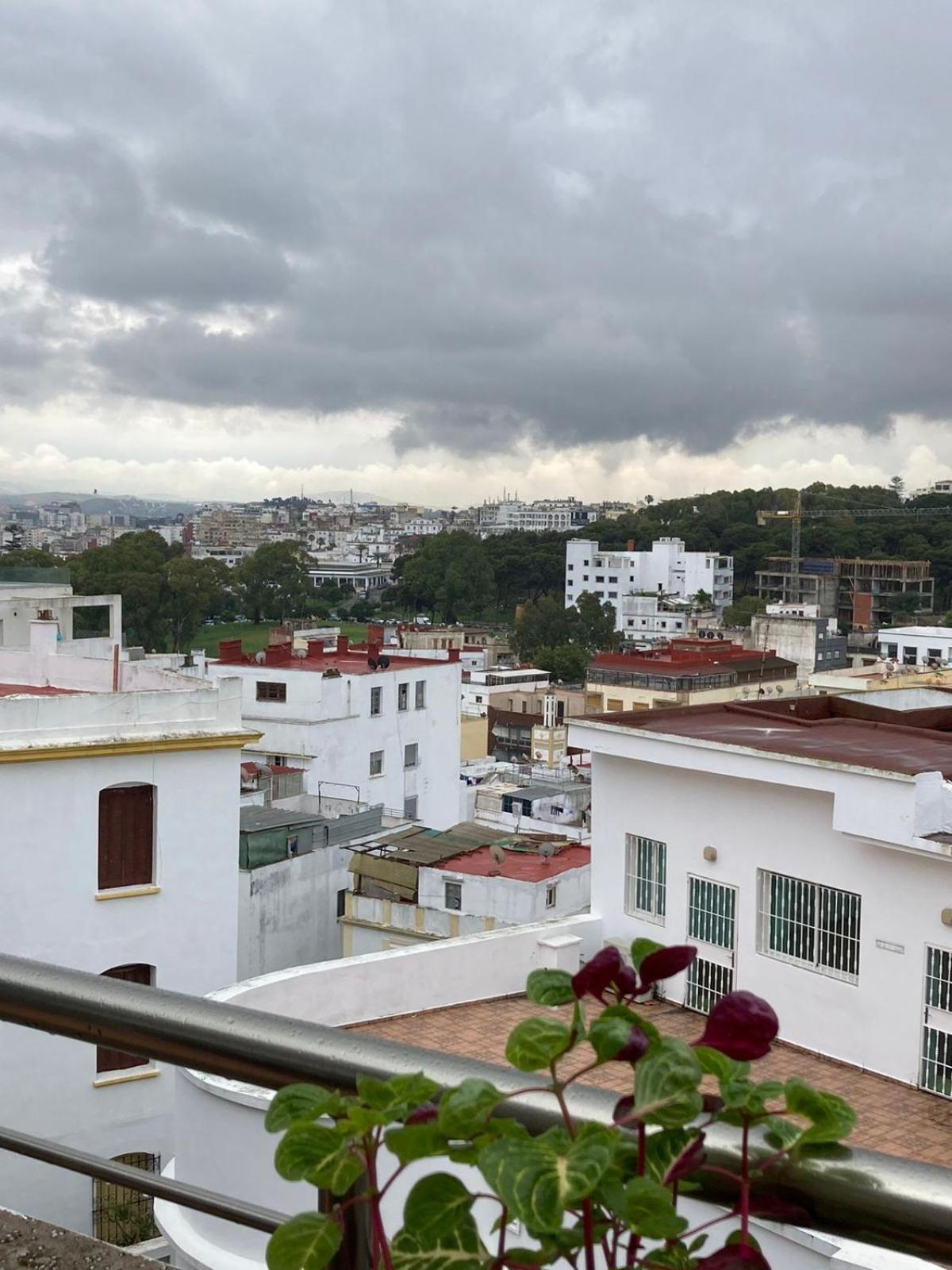 Apartamento Superb Flat Near The Medina Tánger Exterior foto